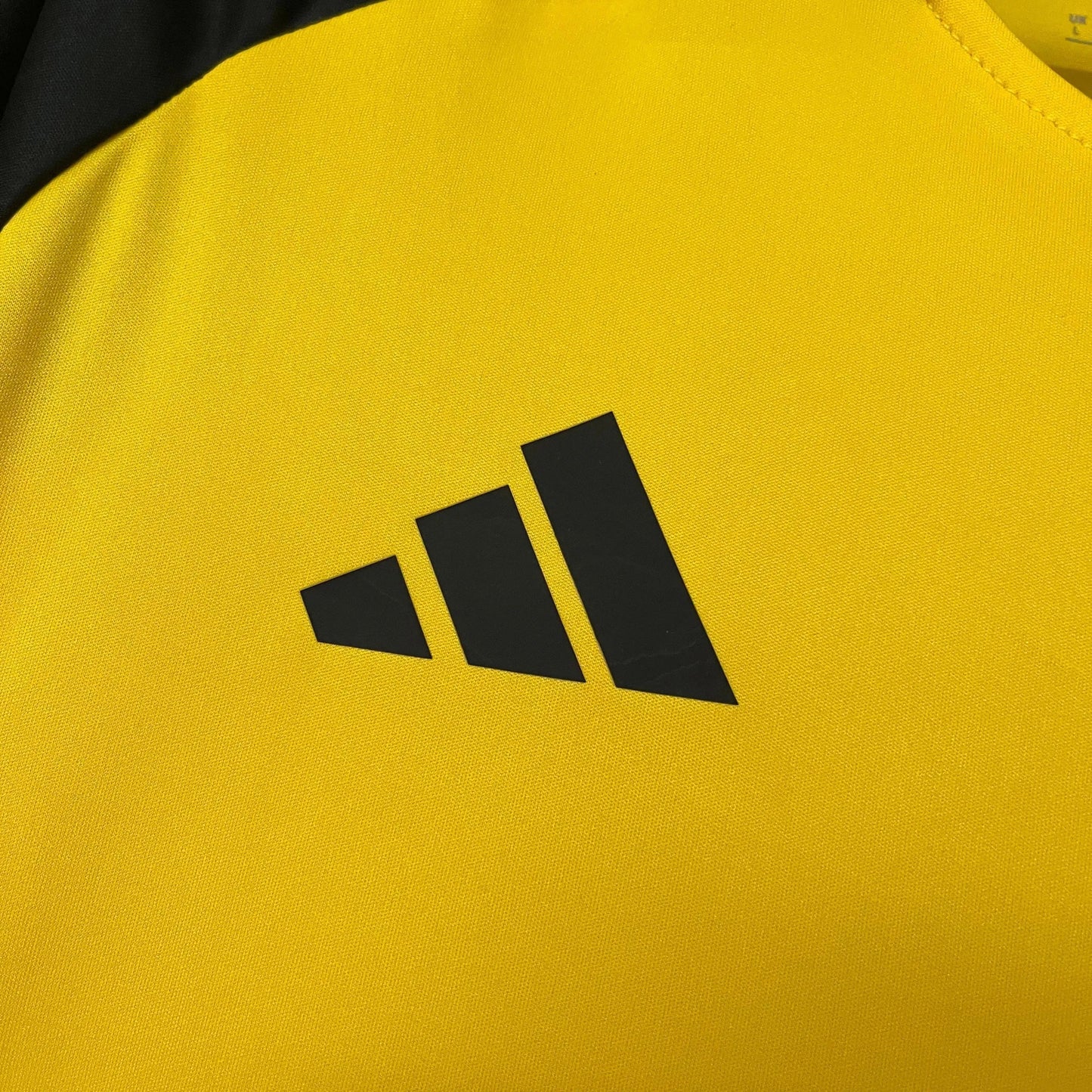 Atlético Mineiro Training Shirt 25/26 - Men's Supporter Yellow + Sponsorships