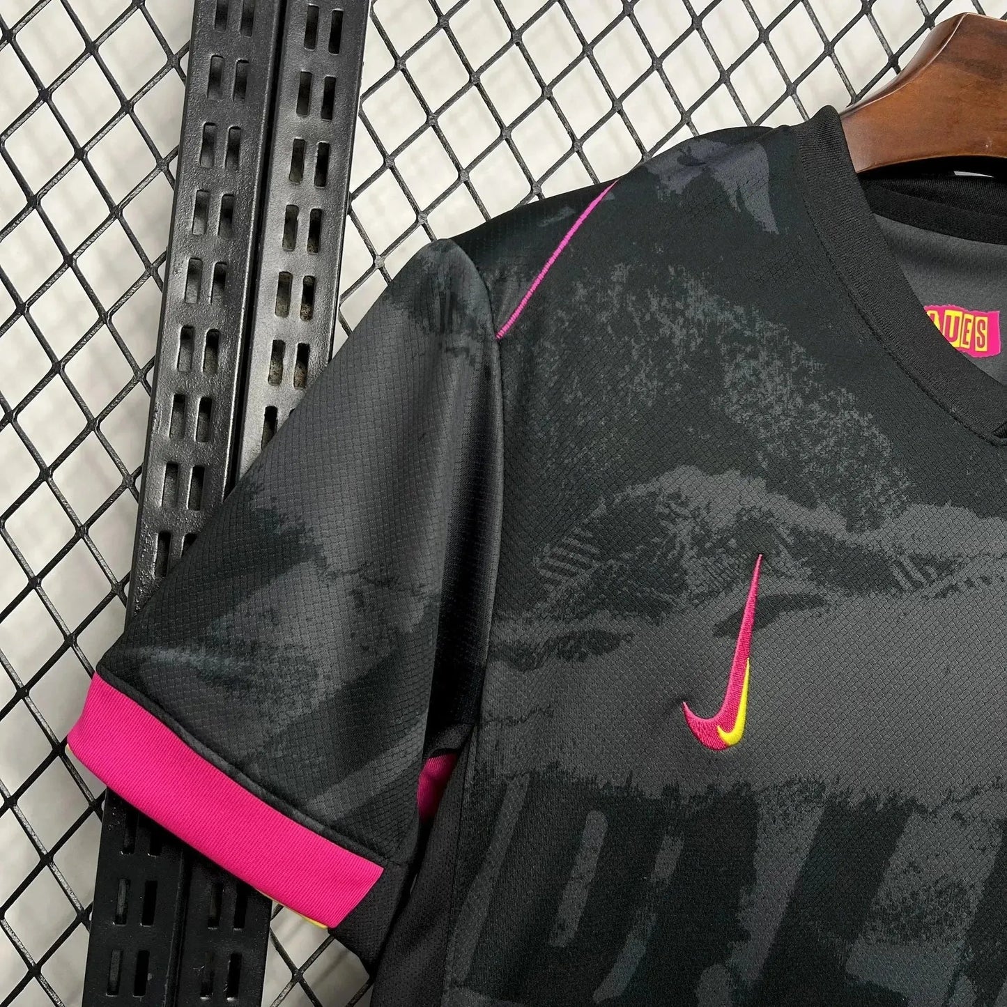 Chelsea Third Away Shirt 24/25 - Men's Fan Black and Pink