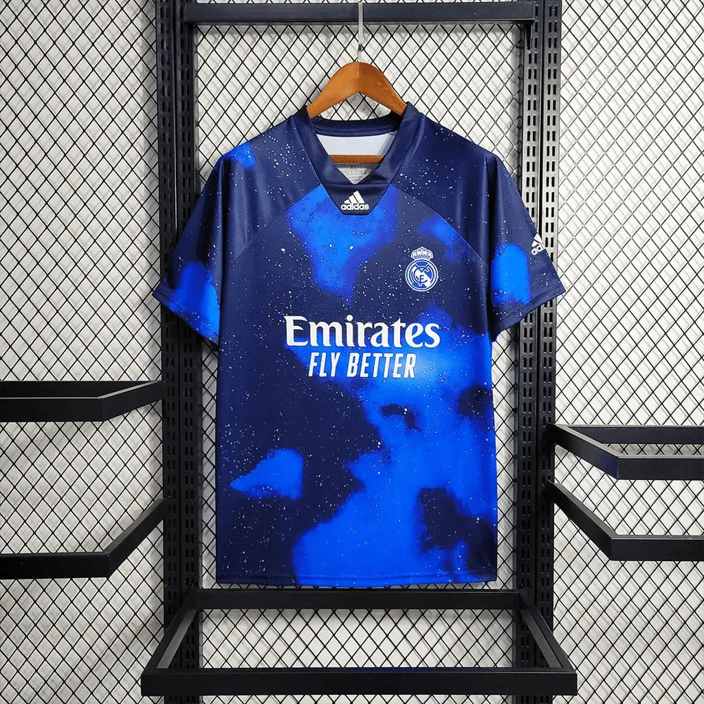Real Madrid Retro Shirt Special Edition 18/19 - Men's Fan