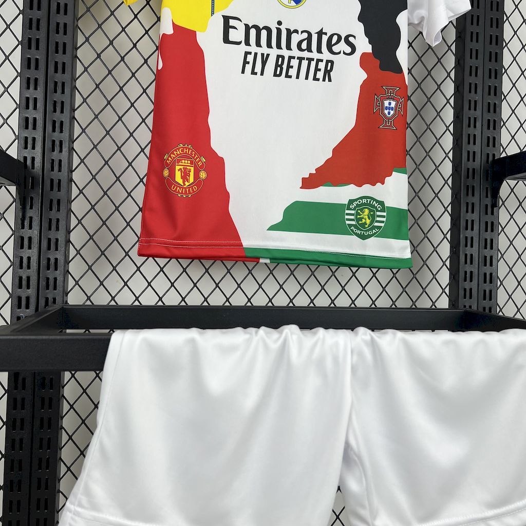 Cristiano Ronaldo Special Edition Shirt #7 - All Teams - Children's Fan