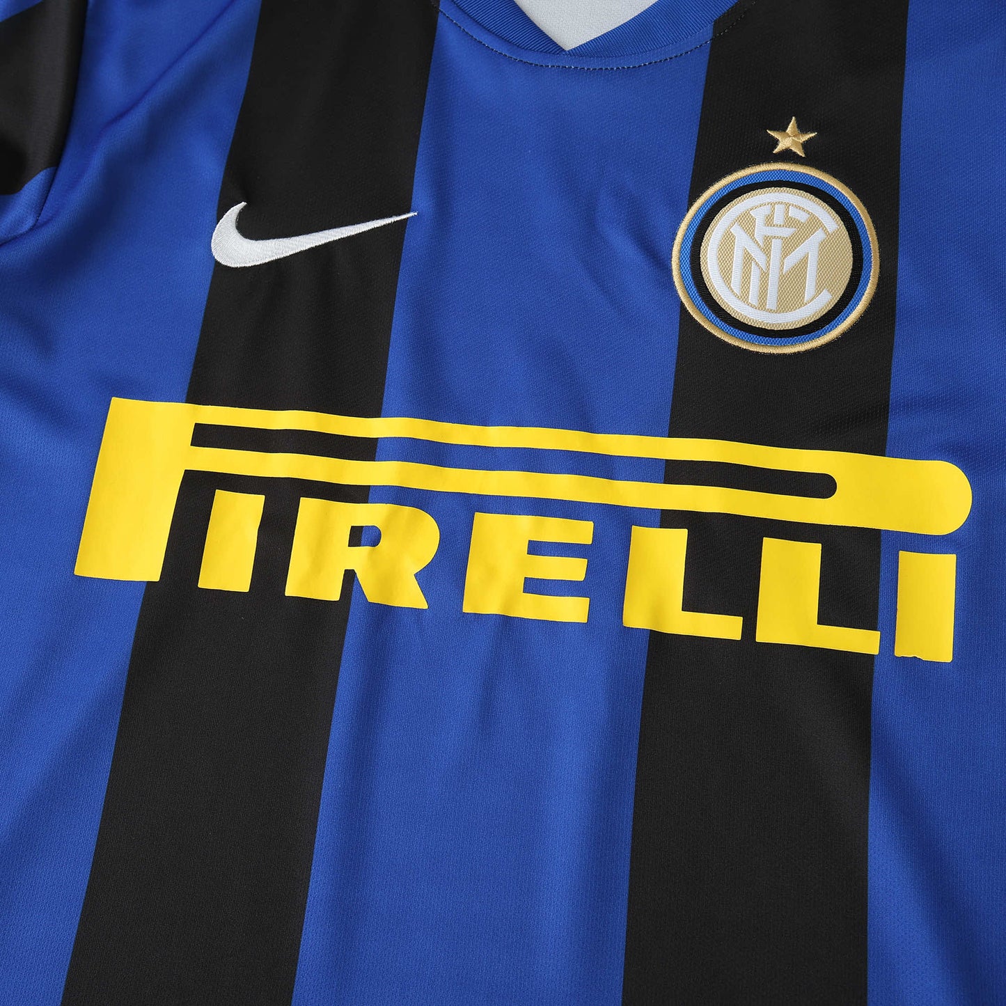 Inter Milan Home Retro Shirt 2008/09 - Men's Fan Shirt