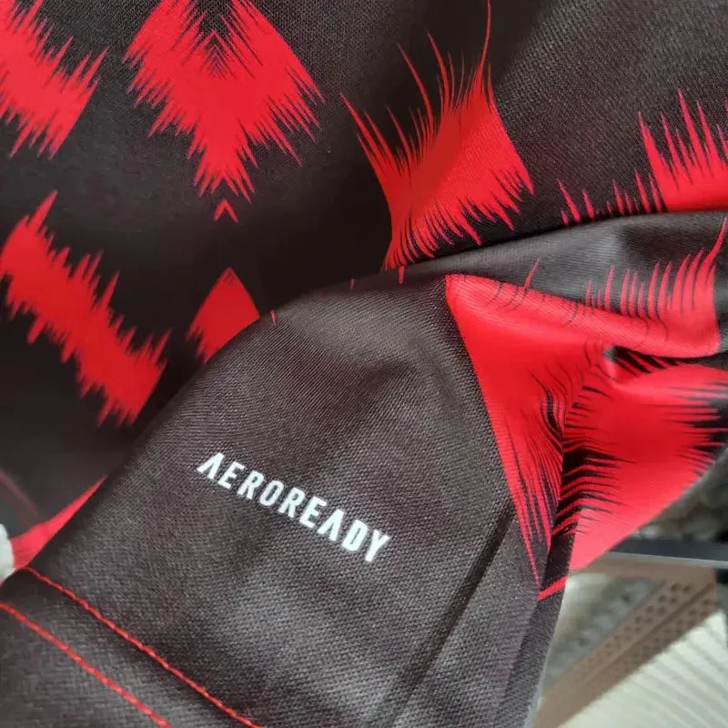Flamengo Training Shirt 25/26 - Men's Fans + Sponsorships