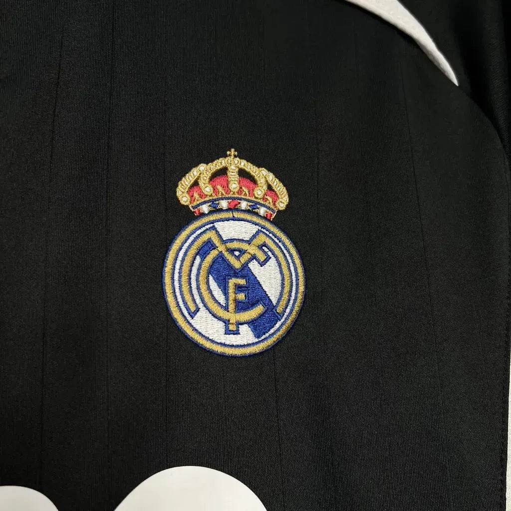 Real Madrid Retro Third Away Shirt 2006/07 - Men's Fan Shirt - Black