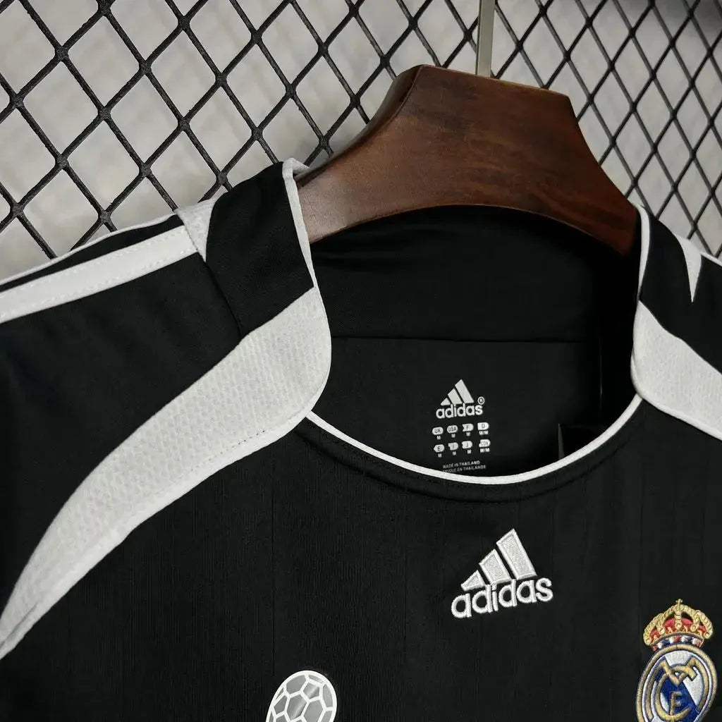 Real Madrid Retro Third Away Shirt 2006/07 - Men's Fan Shirt - Black