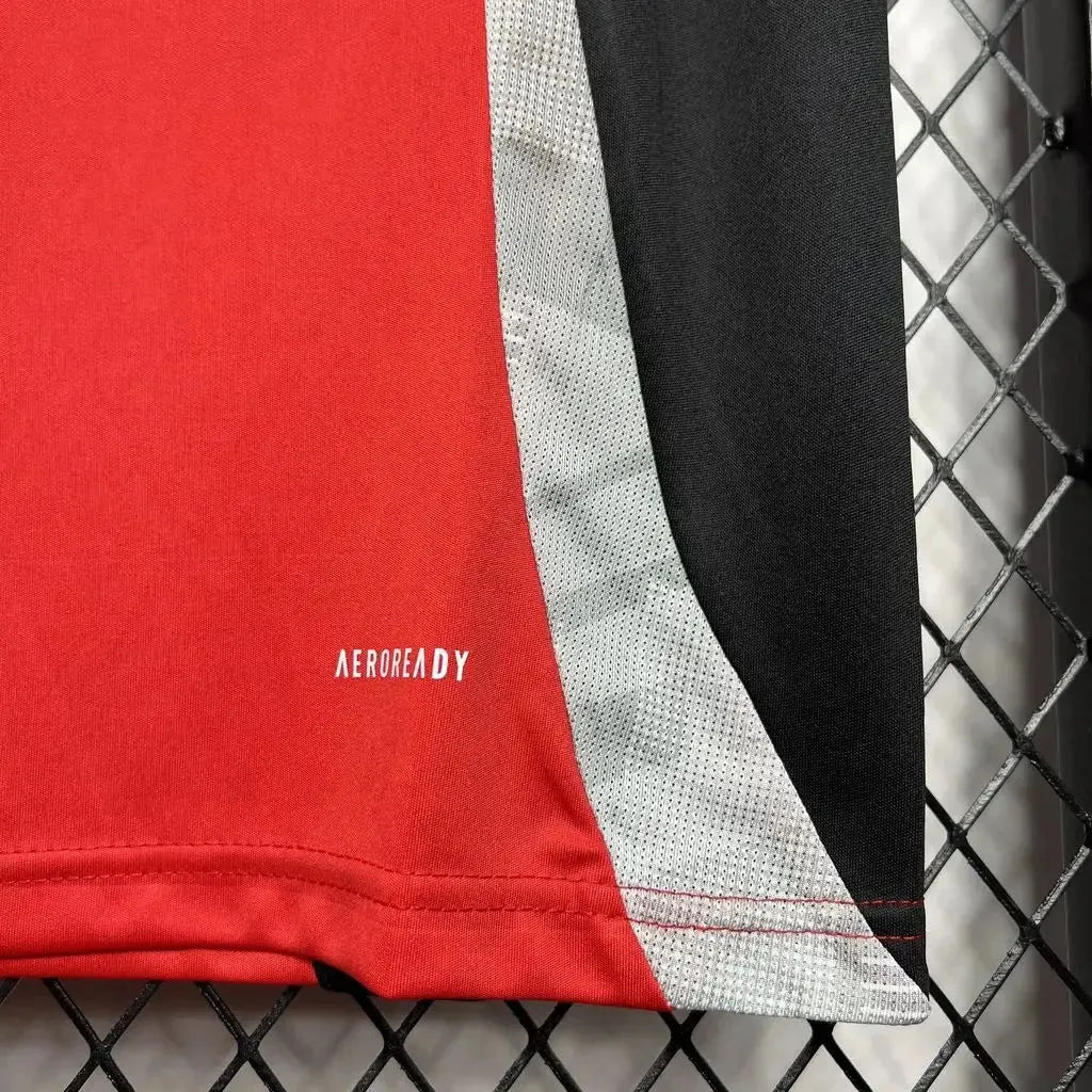 Manchester United Training Shirt 24/25 - Men's Fan Red and Black