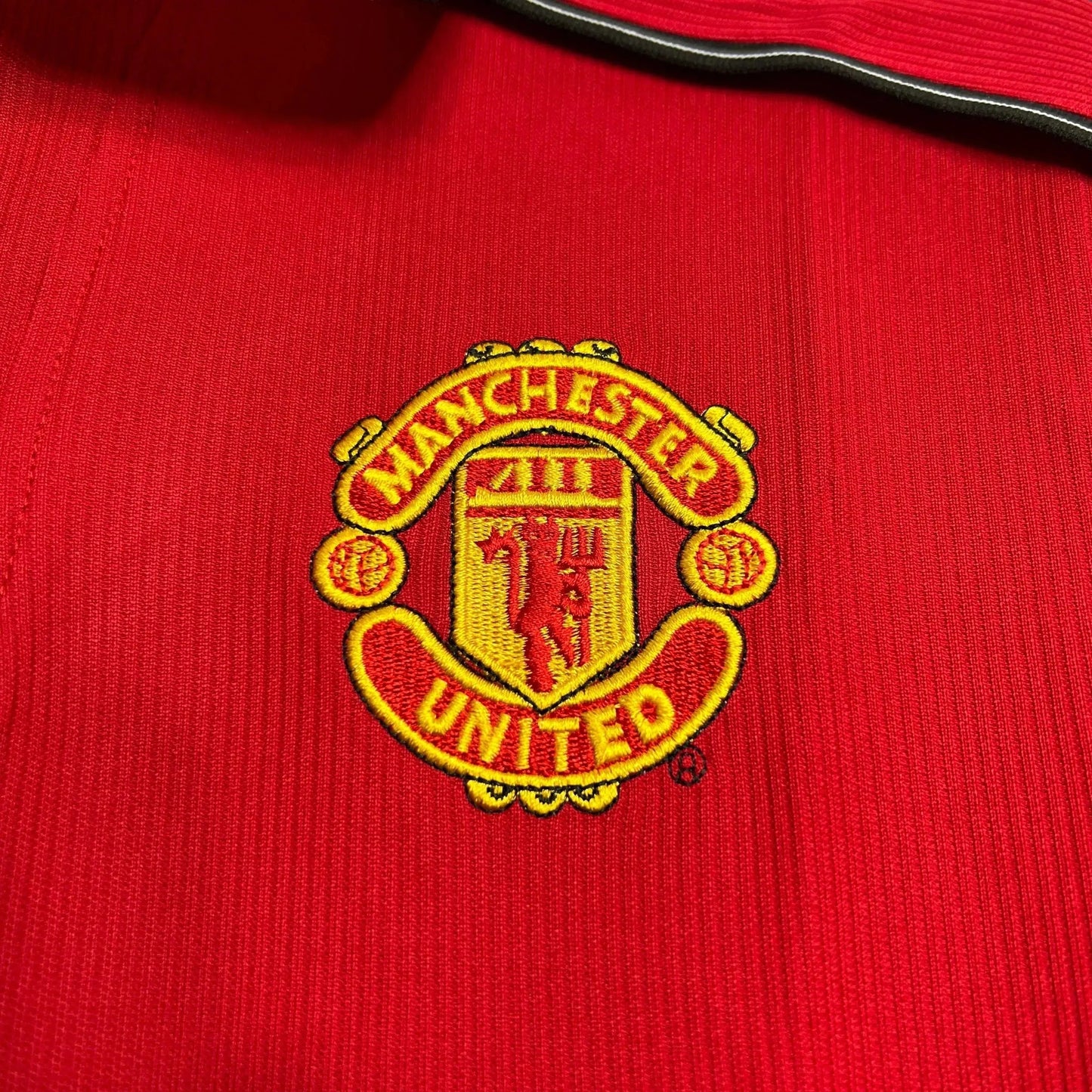 Manchester United Retro Home Shirt 1998/99 - Mens Fan Shirt Red