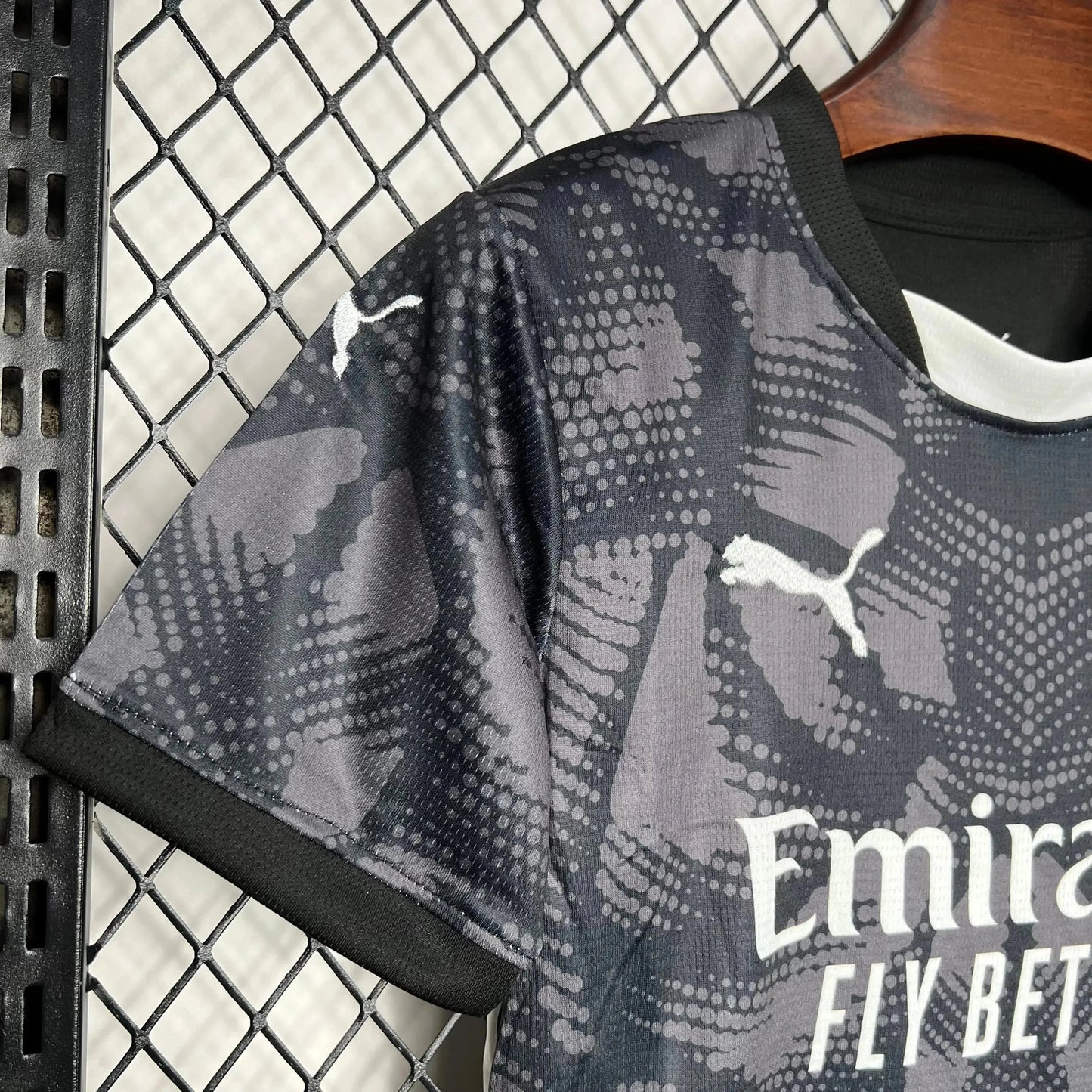 AC Milan Goalkeeper Shirt 24/25 - Kids Fan Shirt Black