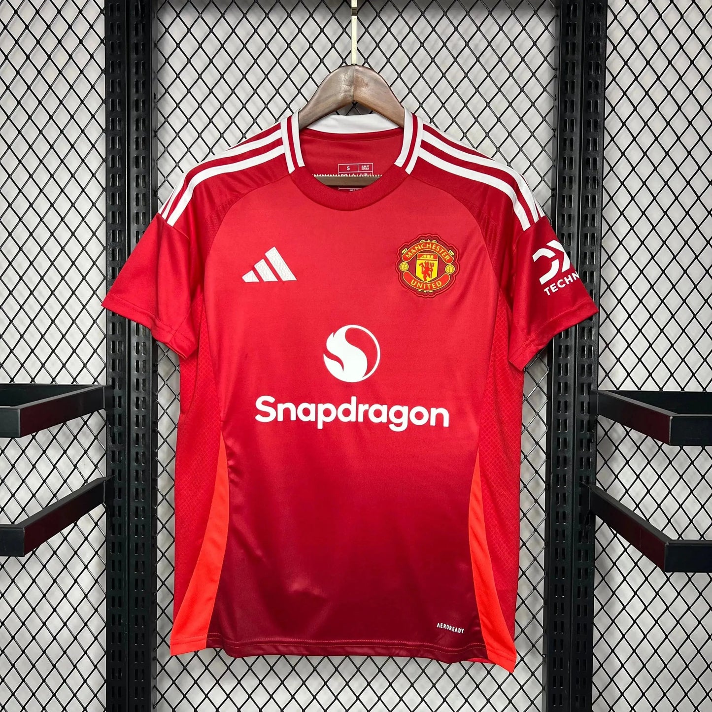 Manchester United Home Shirt 24/25 - Men's Fan Shirt Red