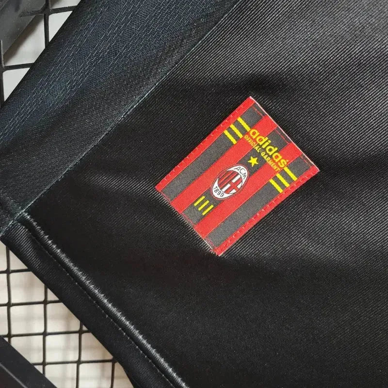 AC Milan Away Retro Shirt 1998/99 - Men's Fan Shirt Black and Red