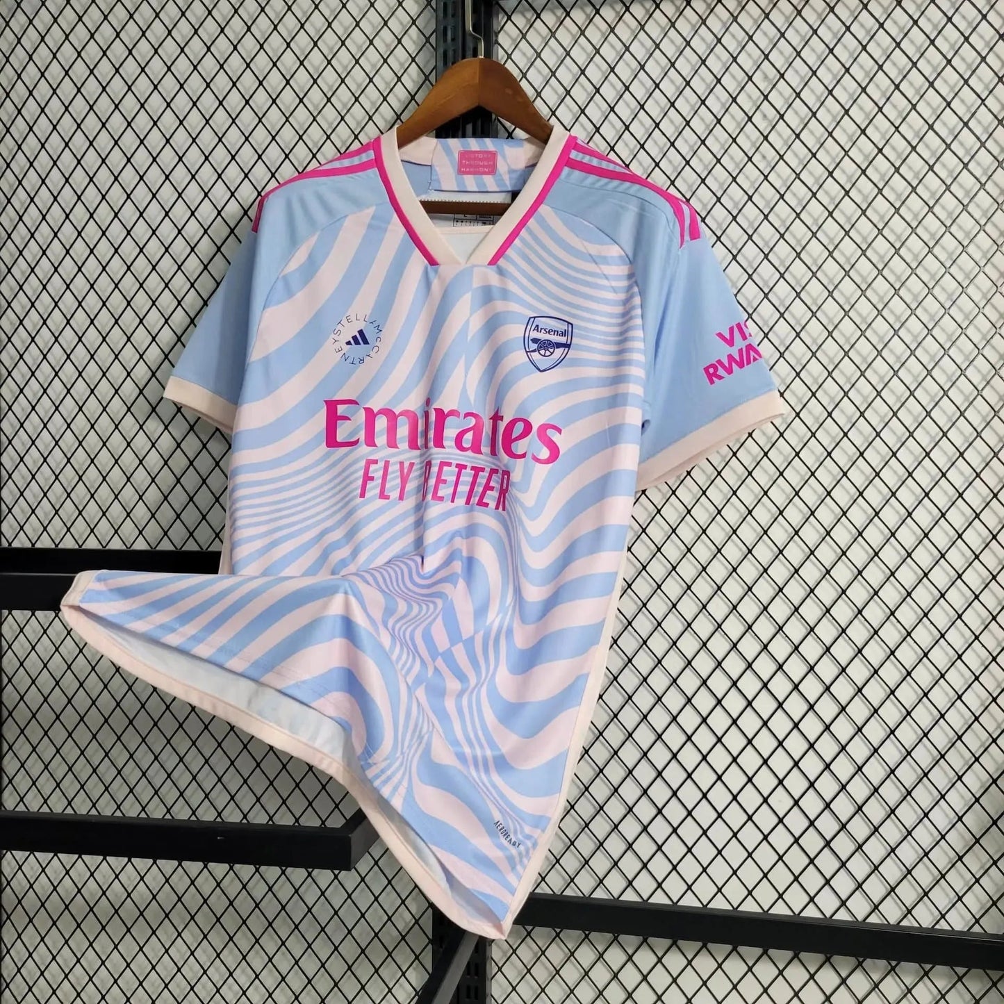 Arsenal Training Shirt 23/24 - Men's Fan Blue and Pink