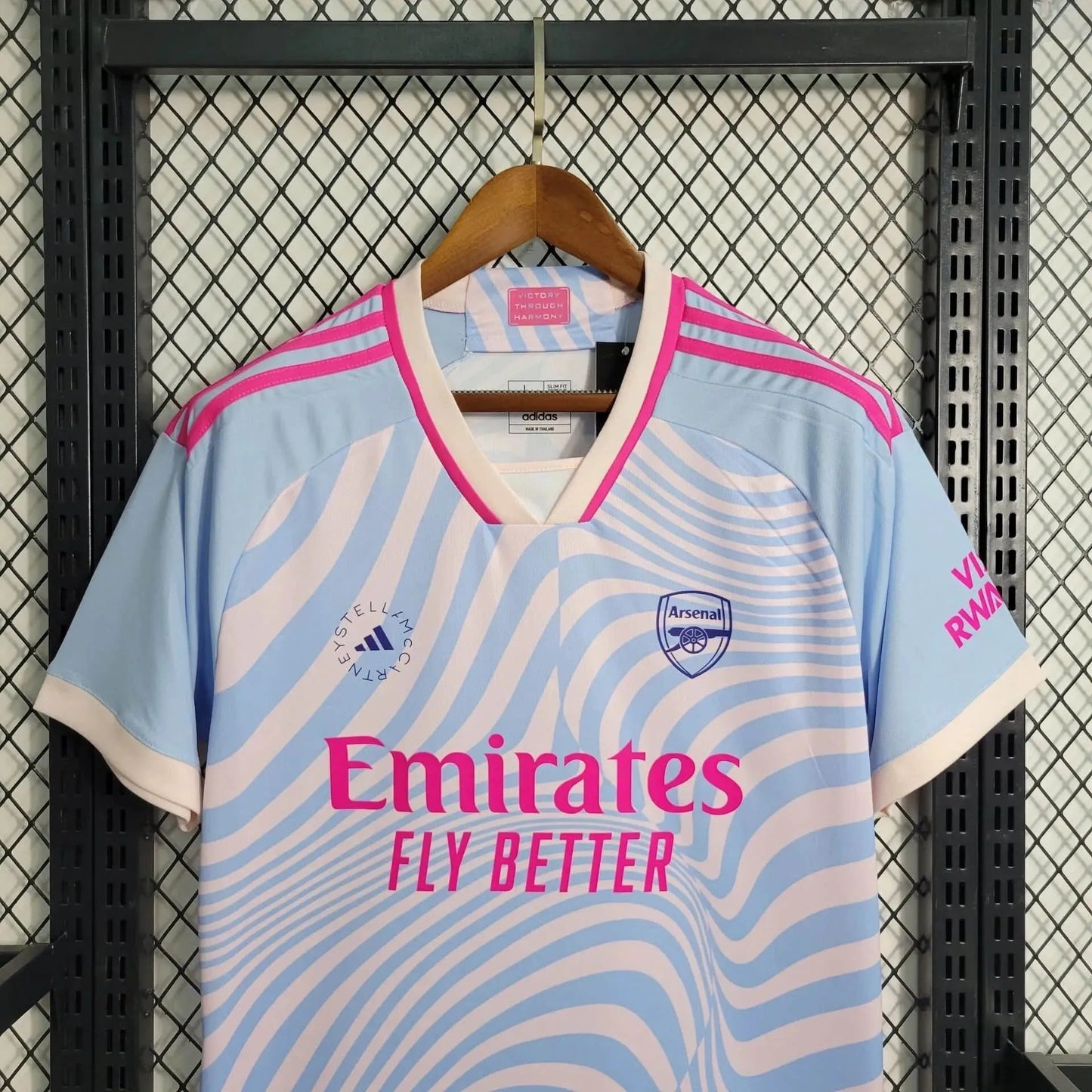Arsenal Training Shirt 23/24 - Men's Fan Blue and Pink
