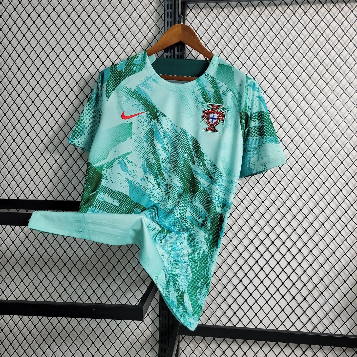 Portugal Training Shirt 23/24 - Men's Green Fan Shirt
