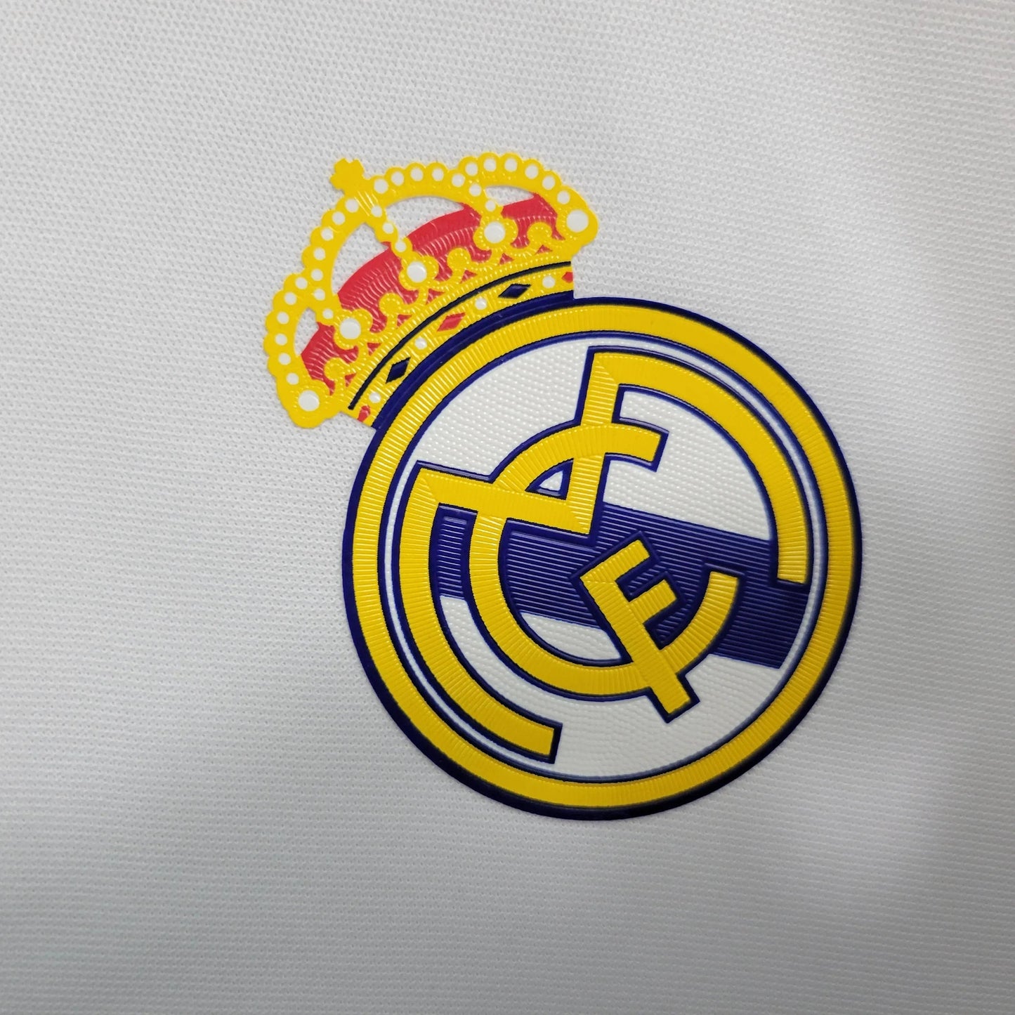 Real Madrid Retro 16/17 Shirt - Men's White Fan Shirt