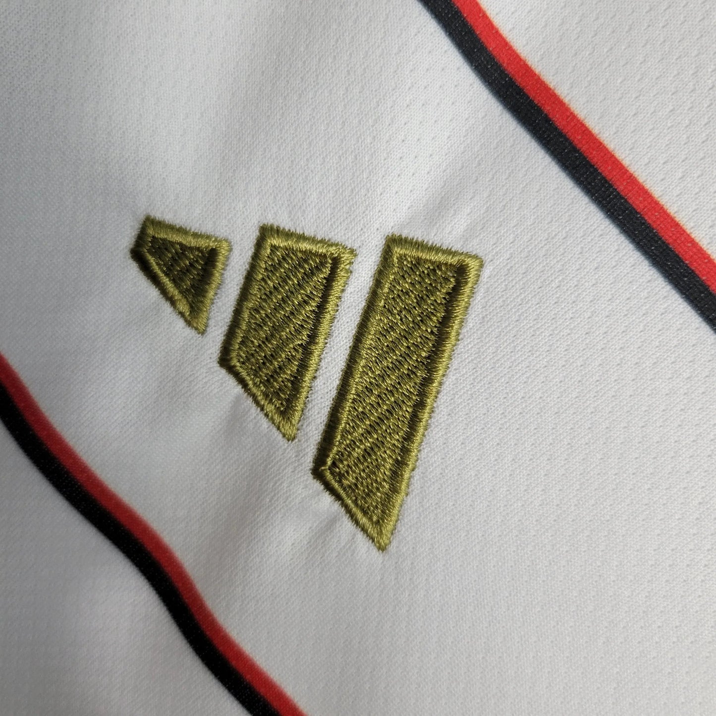 Flamengo Home Shirt 23/24 - Women's White Fan Shirt