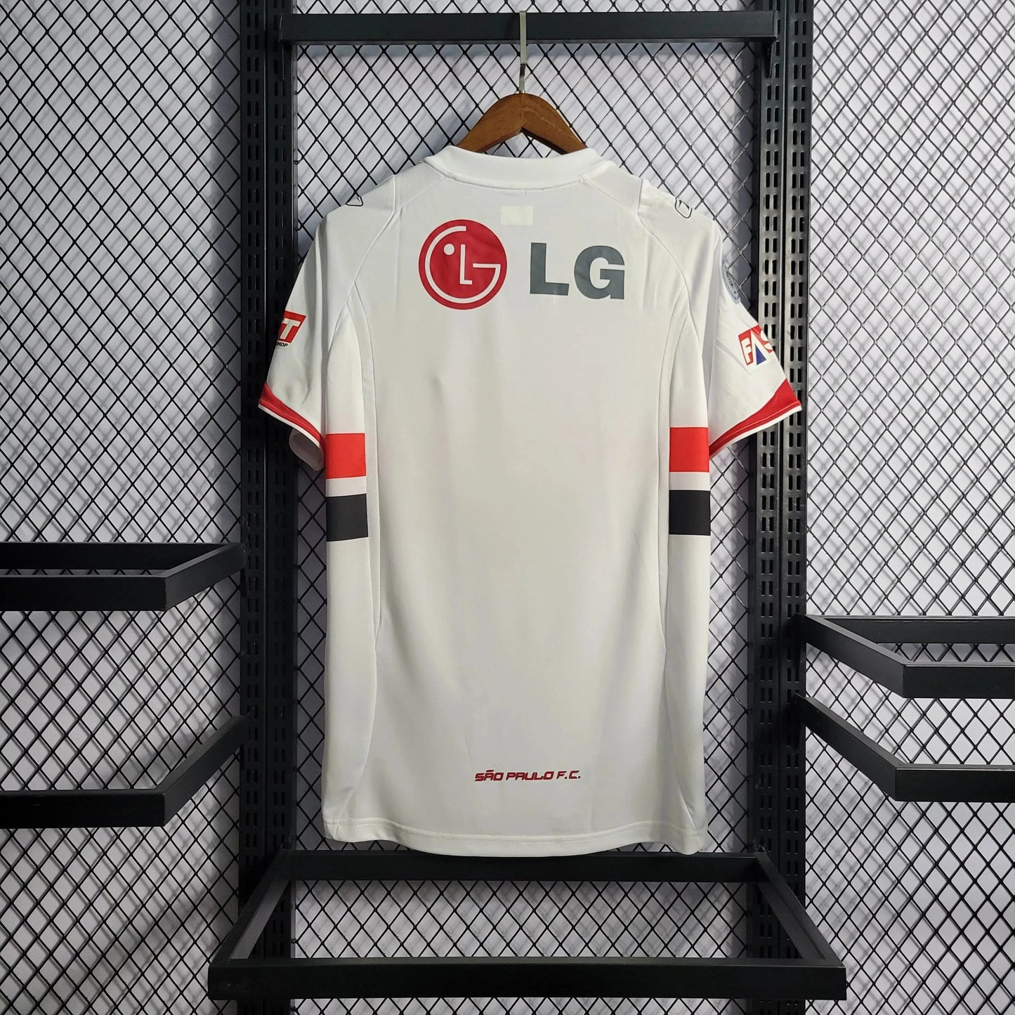 Sao Paulo Retro Home Shirt 2006 - Men's Fan Shirt