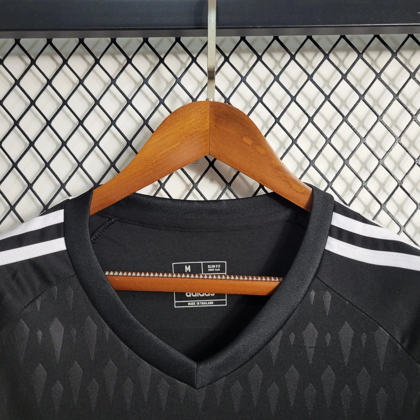 Real Madrid Goalkeeper Shirt 23/24 - Men's Fan Black