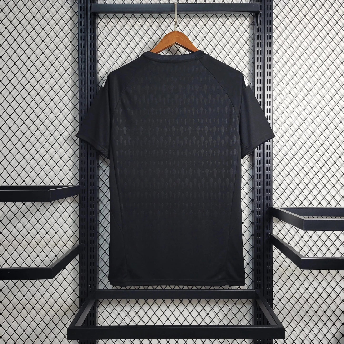 Real Madrid Goalkeeper Shirt 23/24 - Men's Fan Black