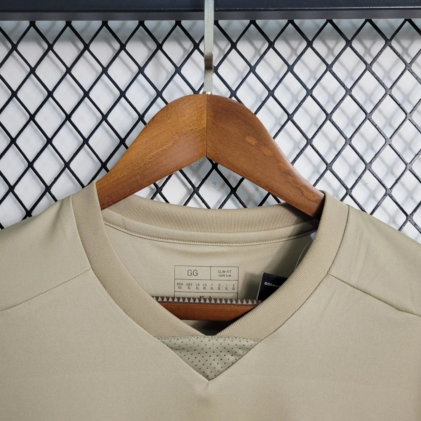 São Paulo Training Shirt 23/24 - Men's Supporter Beige