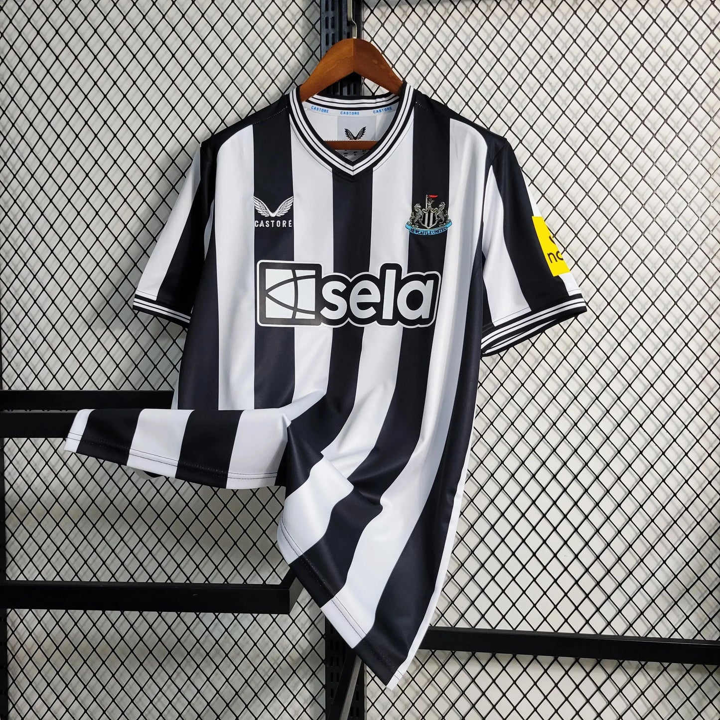 Newcastle United Home Shirt 23/24 - Men's Fan Shirt