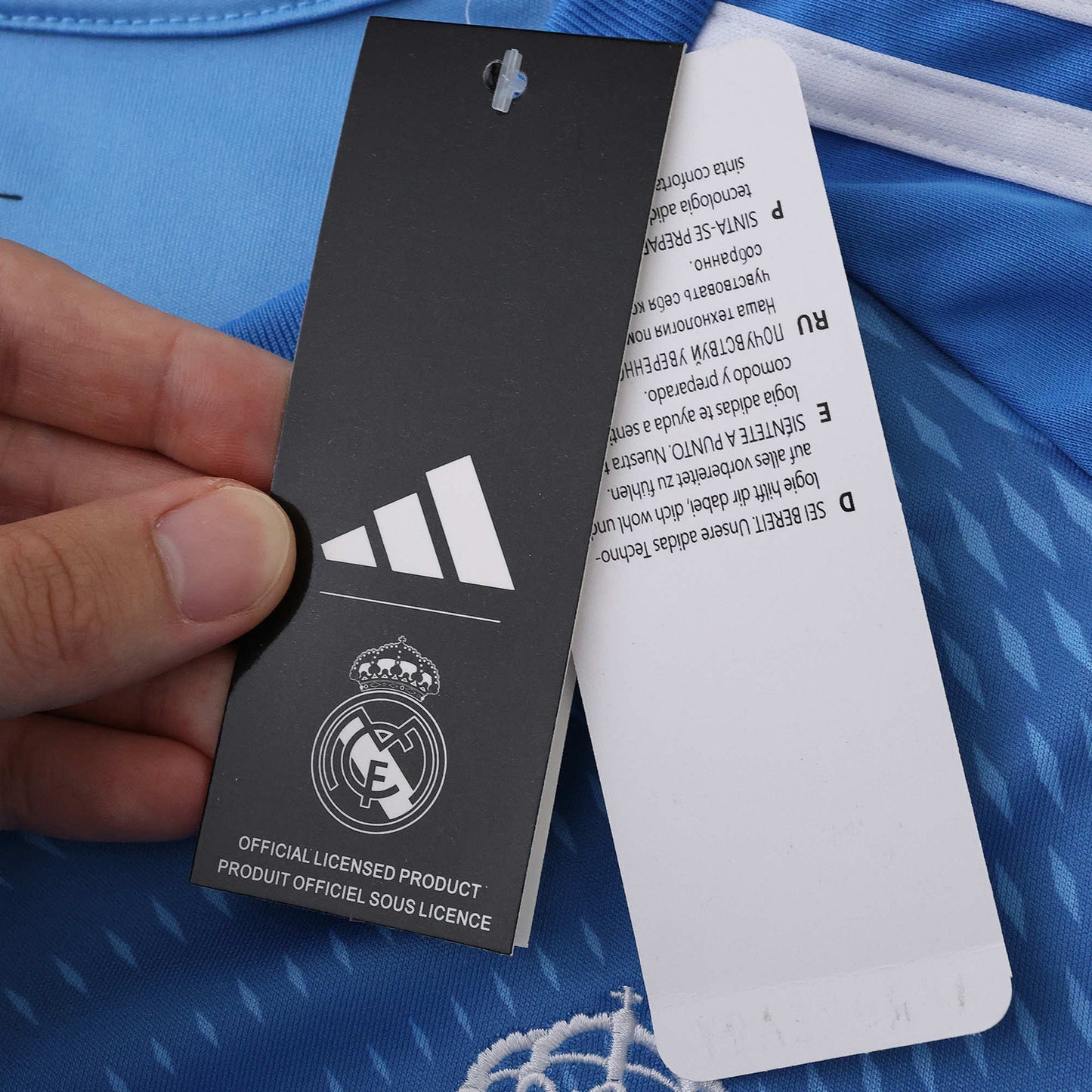 Real Madrid Goalkeeper Shirt 25/26 - Men's Fan Blue