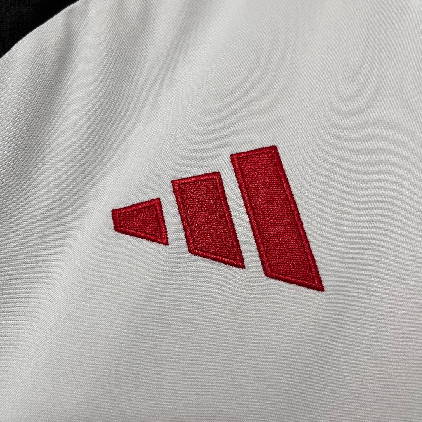 Flamengo Away Shirt 25/26 - Men's White Fan Shirt + Sponsorships + Patch Copa Brasil 2024