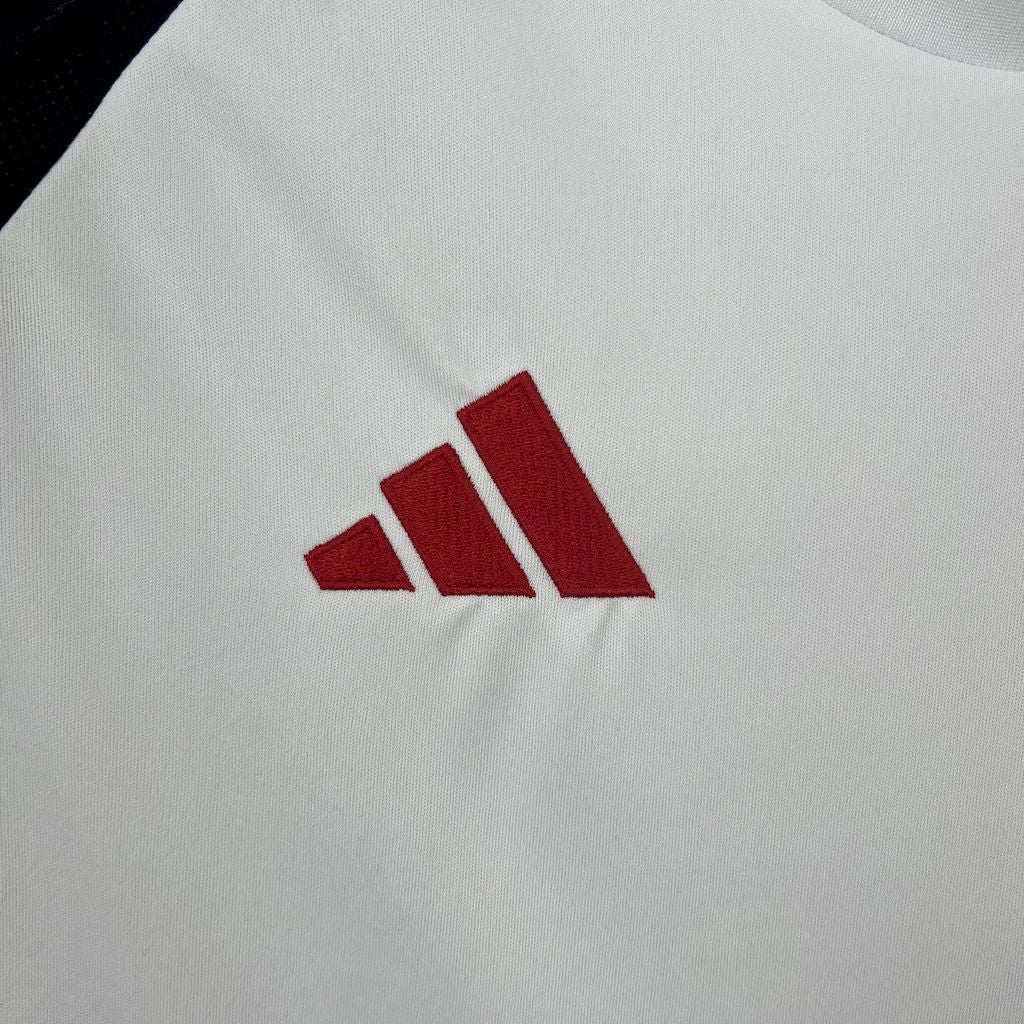 Flamengo Away Shirt 25/26 - Women's White Fan Shirt + Sponsorships