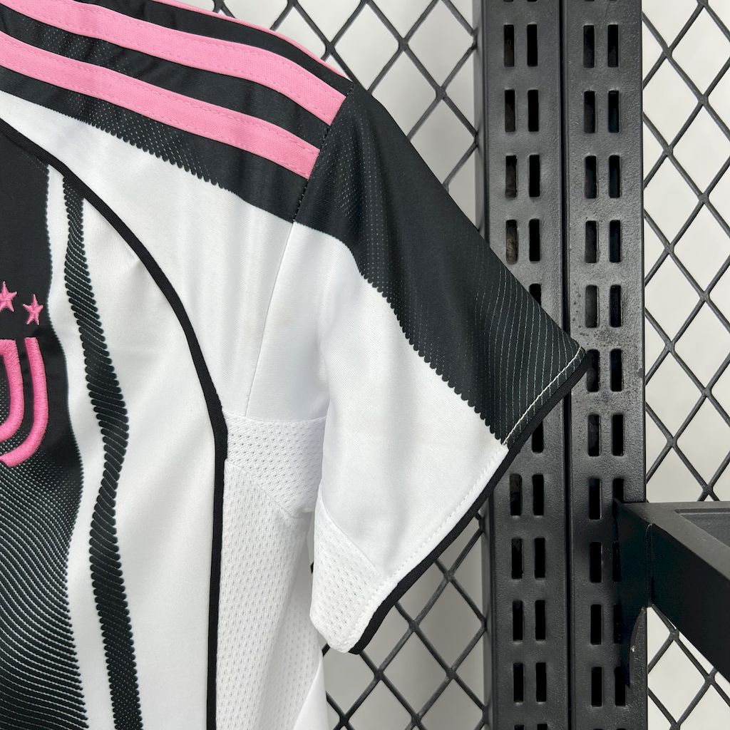 Juventus Home Shirt 25/26 - Kids Fan Shirt Black and White