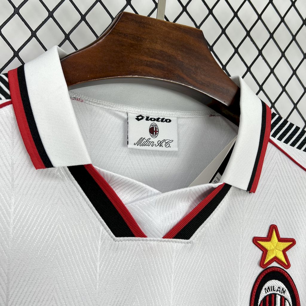 AC Milan Away Retro Shirt 1997/98 - Men's White Fan Shirt