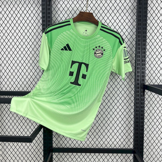 Bayern Munich Goalkeeper Shirt 1 25/26 - Men's Green Fan Shirt
