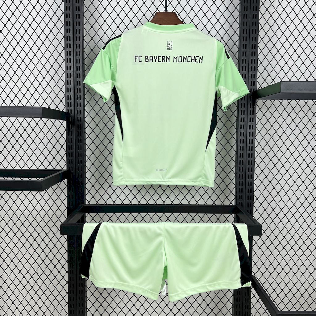 Bayern Munich Goalkeeper Shirt 1 25/26 - Green Kids Fan Shirt