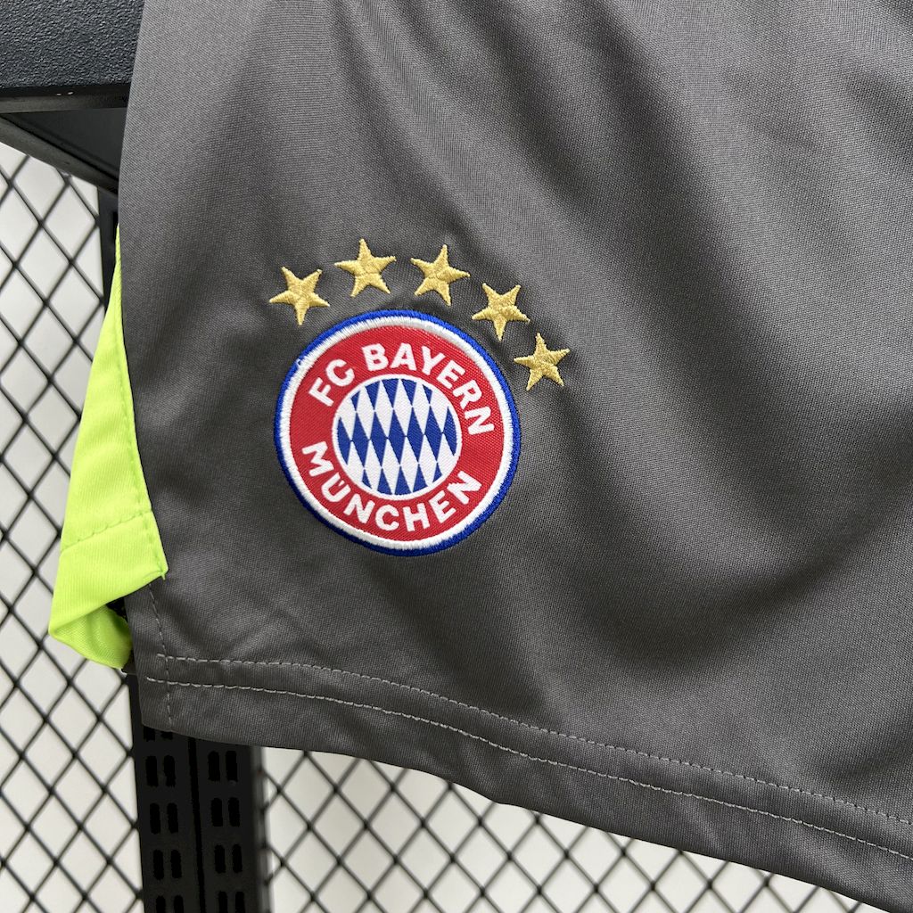 Bayern Munich Goalkeeper Shirt 3 25/26 - Black Kids Fan Shirt