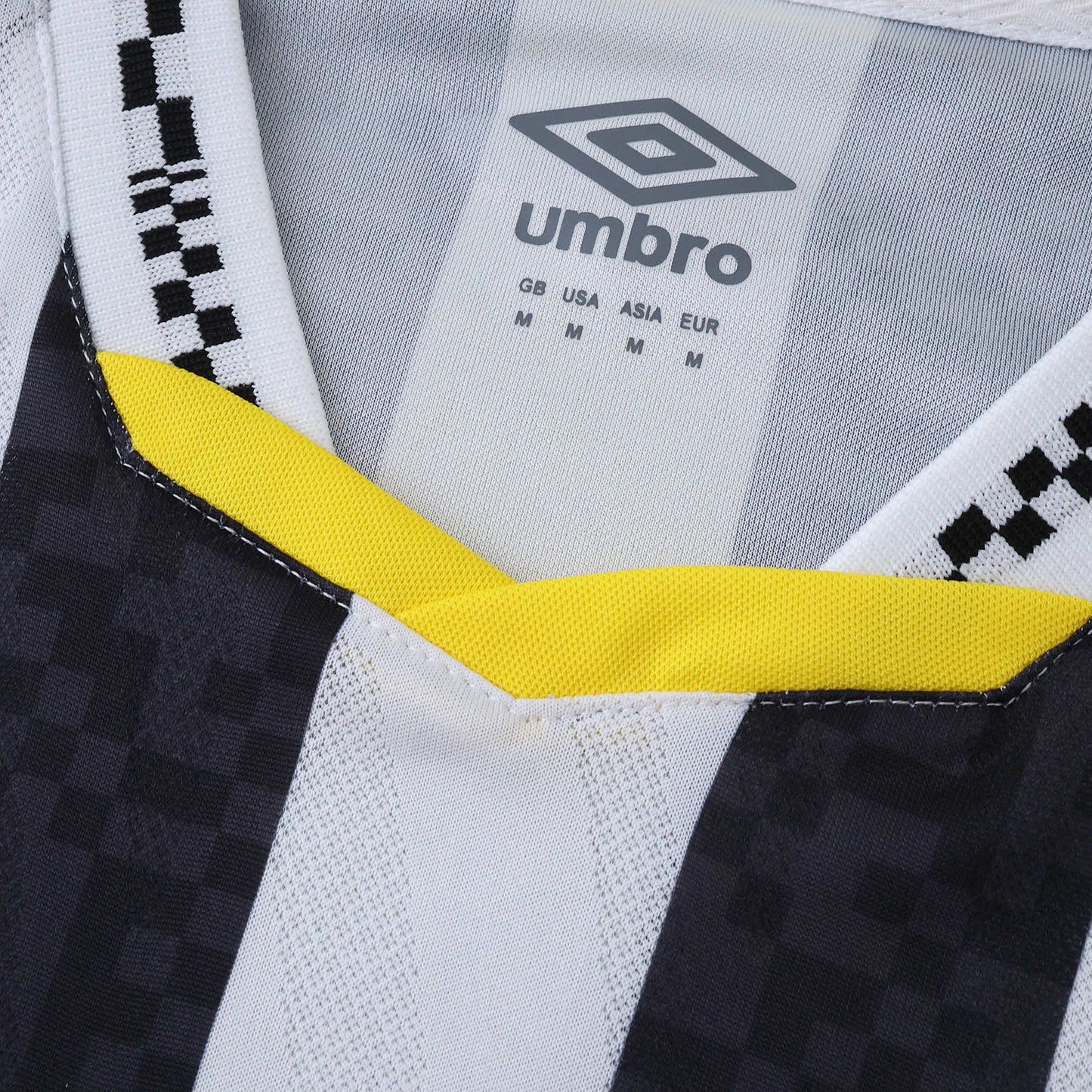 Santista Away Shirt 25/26 - Women's Striped Fan Shirt